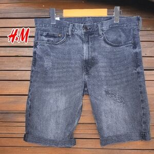 H&M Slim Fit Shorts- 33